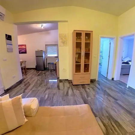 Sokolovic Apartment *